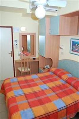 фото отеля Hotel Ambra Cesenatico