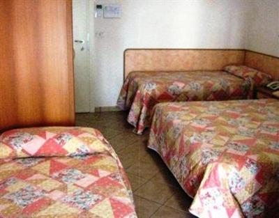 фото отеля Hotel Ambra Cesenatico