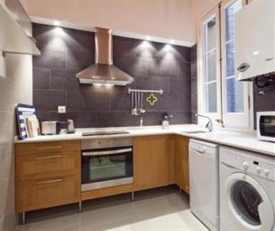 фото отеля Apartamentos Modernista