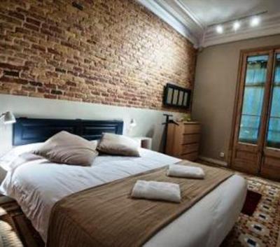 фото отеля Apartamentos Modernista