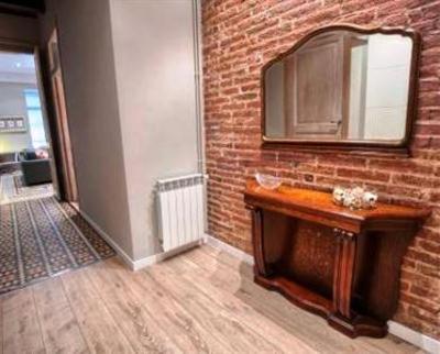 фото отеля Apartamentos Modernista