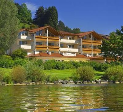 фото отеля Hotel Fischer am See