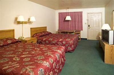фото отеля Claridge Inn