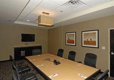 фото отеля Cambria Suites Ft. Lauderdale, Airport South & Cruise Port