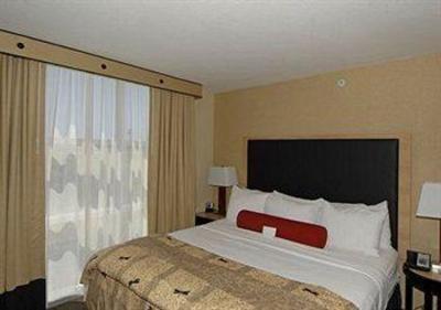 фото отеля Cambria Suites Ft. Lauderdale, Airport South & Cruise Port