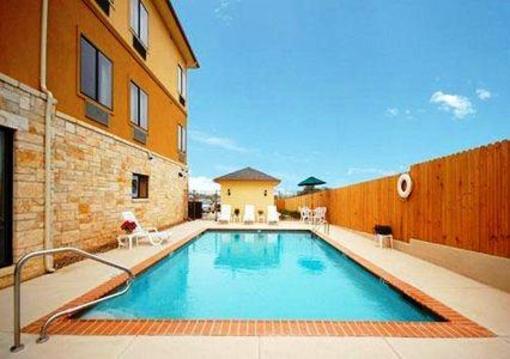 фото отеля Sleep Inn & Suites Gonzales (Texas)