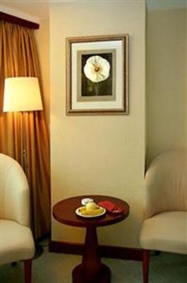 фото отеля Dalian Harbour View Hotel