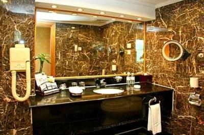 фото отеля Dalian Harbour View Hotel