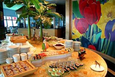 фото отеля Dalian Harbour View Hotel