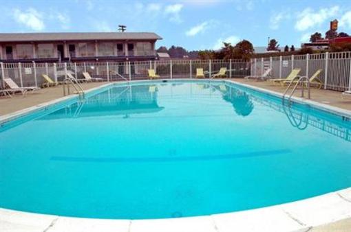 фото отеля Best Western Plaza Inn Breezewood