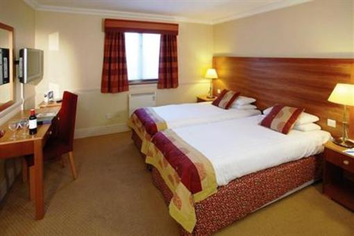 фото отеля BEST WESTERN The Gables Hotel