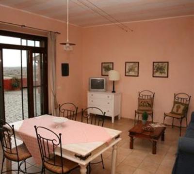 фото отеля Tenuta Saracone Apartments Montalto di Castro