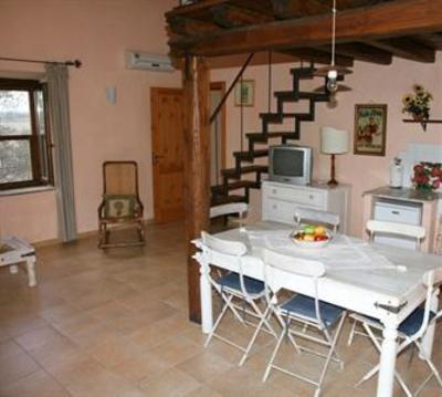 фото отеля Tenuta Saracone Apartments Montalto di Castro