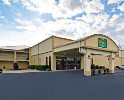 фото отеля Quality Inn Manchester