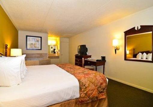фото отеля Quality Inn Manchester