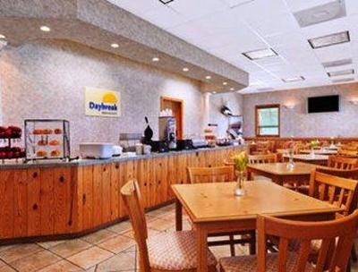 фото отеля Days Inn & Suites Mariner