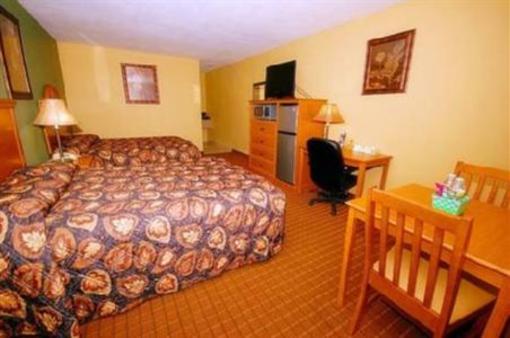 фото отеля Coach Light Inn