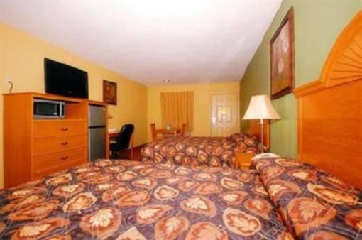 фото отеля Coach Light Inn