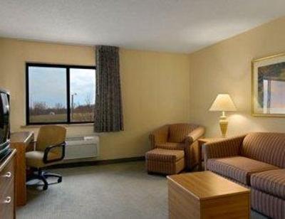 фото отеля Baymont Inn & Suites Davenport (Iowa)