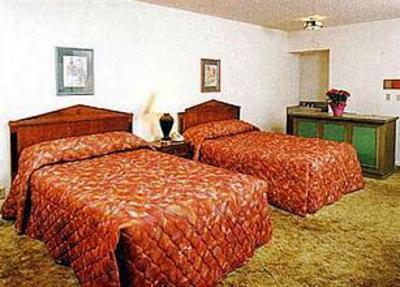 фото отеля Somerset House Motel