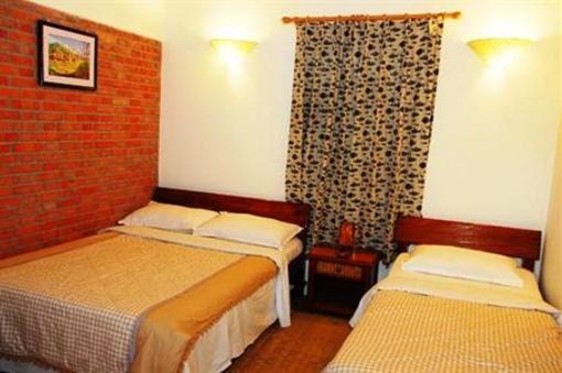 фото отеля Vardan Resort n' Apartment