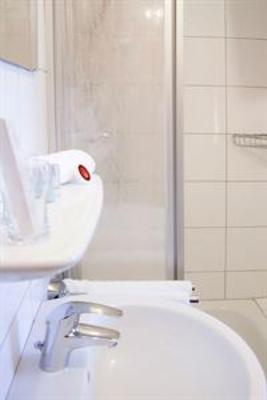 фото отеля Hotel - Brauhaus Kolnisch Wasser