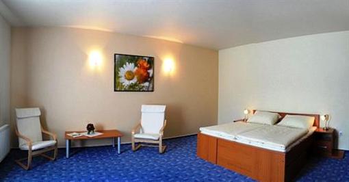 фото отеля Hotel Centro Hustopece