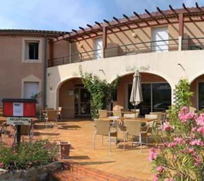 фото отеля Hotel Les Chataigniers Privas
