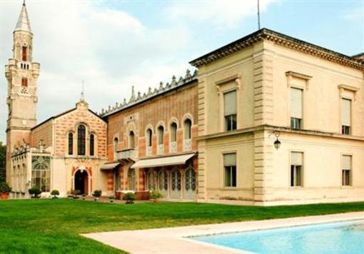фото отеля Villa D'Acquarone