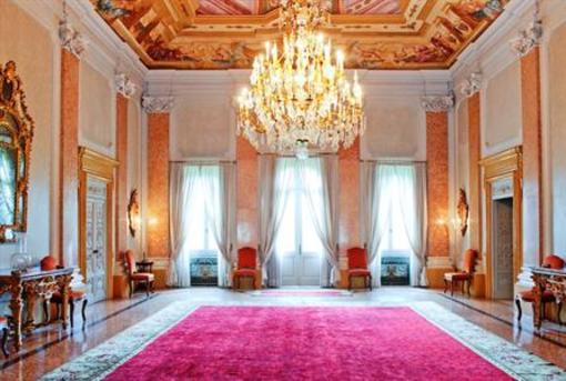 фото отеля Villa D'Acquarone
