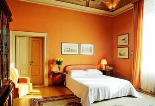 фото отеля Villa D'Acquarone
