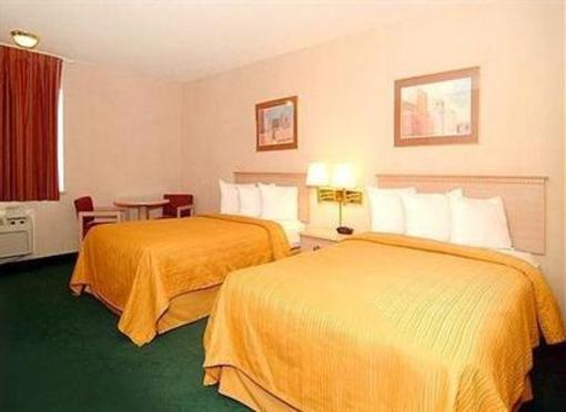фото отеля Quality Inn & Suites Hotel Circle