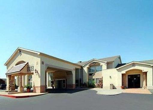 фото отеля Quality Inn & Suites Hotel Circle
