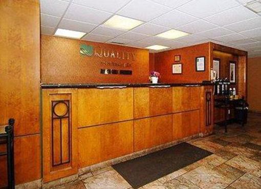 фото отеля Quality Inn & Suites Hotel Circle
