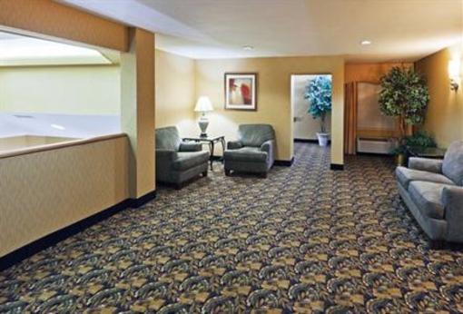 фото отеля Holiday Inn Express Central