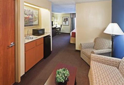 фото отеля Holiday Inn Express Central
