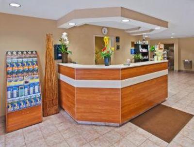 фото отеля Microtel Inn & Suites Brunswick