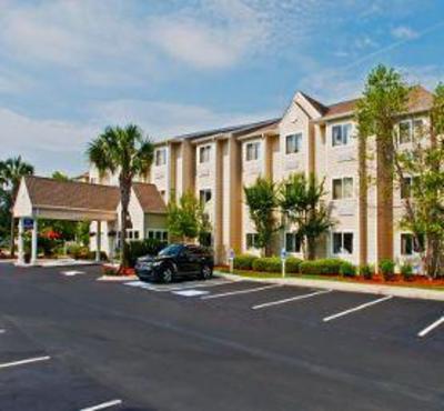 фото отеля Microtel Inn & Suites Brunswick