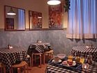 фото отеля Hostal la Zona