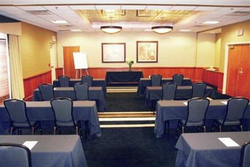 фото отеля Hampton Inn and Suites Indianapolis - Fishers