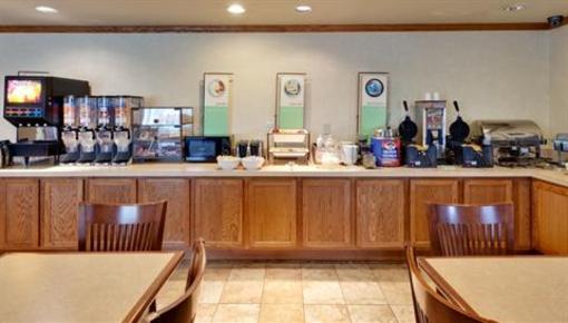фото отеля Country Inn & Suites Carlisle