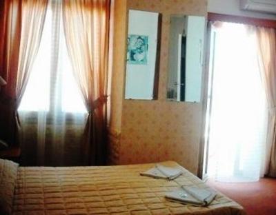 фото отеля Faros Beach Hotel