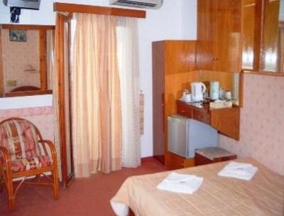 фото отеля Faros Beach Hotel