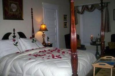 фото отеля Southern Elegance Bed and Breakfast