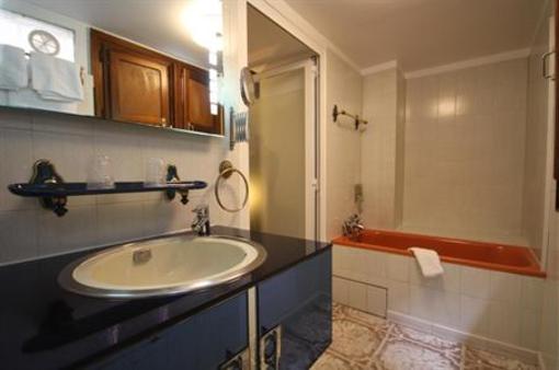 фото отеля Hotel Napoleon Bastia