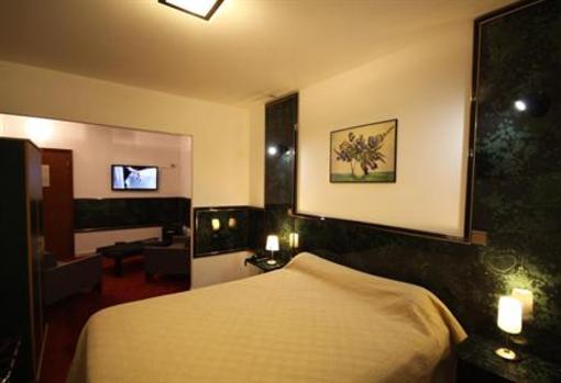 фото отеля Hotel Napoleon Bastia