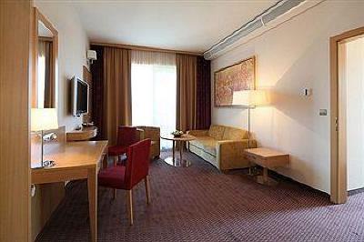фото отеля Primus Grand Hotel