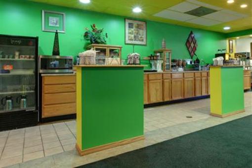 фото отеля Econo Lodge Inn & Suites Blue Springs