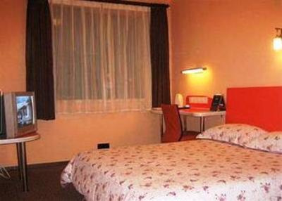 фото отеля Motel168 Shen Zhen Luo Fang Inn Shenzhen