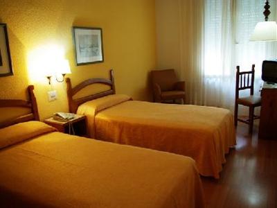 фото отеля Miramar Hotel Badalona